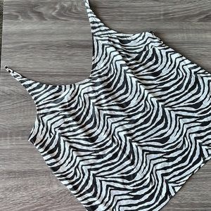 NWT Banana Republic black and white  zebra print polyester tank top